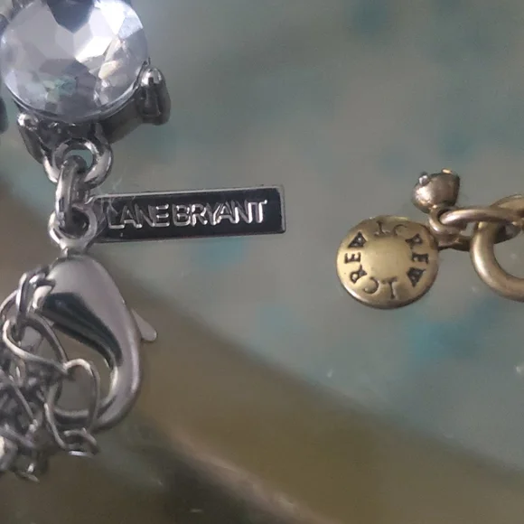 2 necklaces - Picture 4 of 4